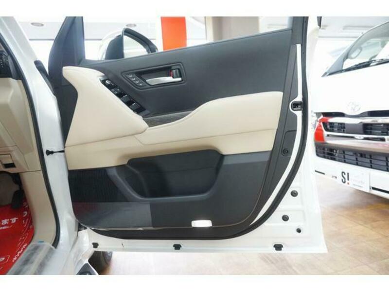 LAND CRUISER