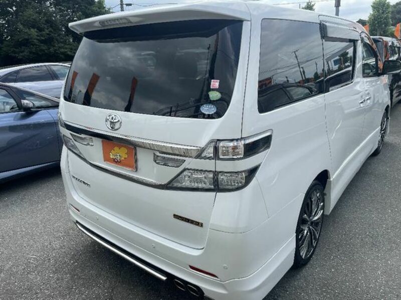 VELLFIRE