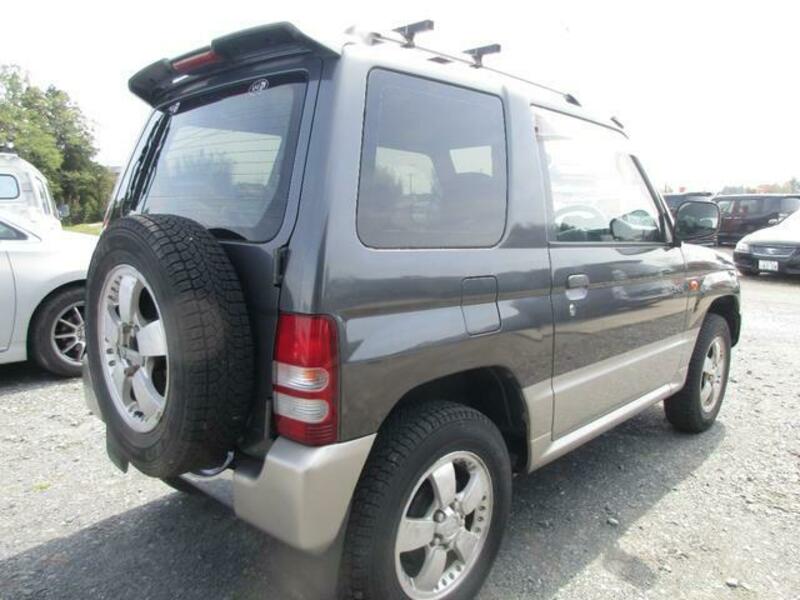 PAJERO MINI