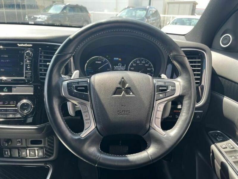 OUTLANDER PHEV
