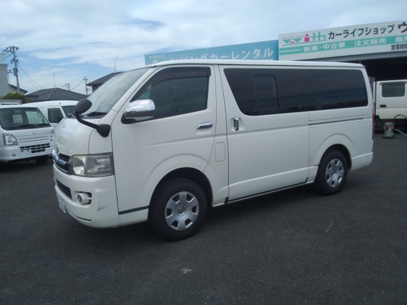 HIACE VAN