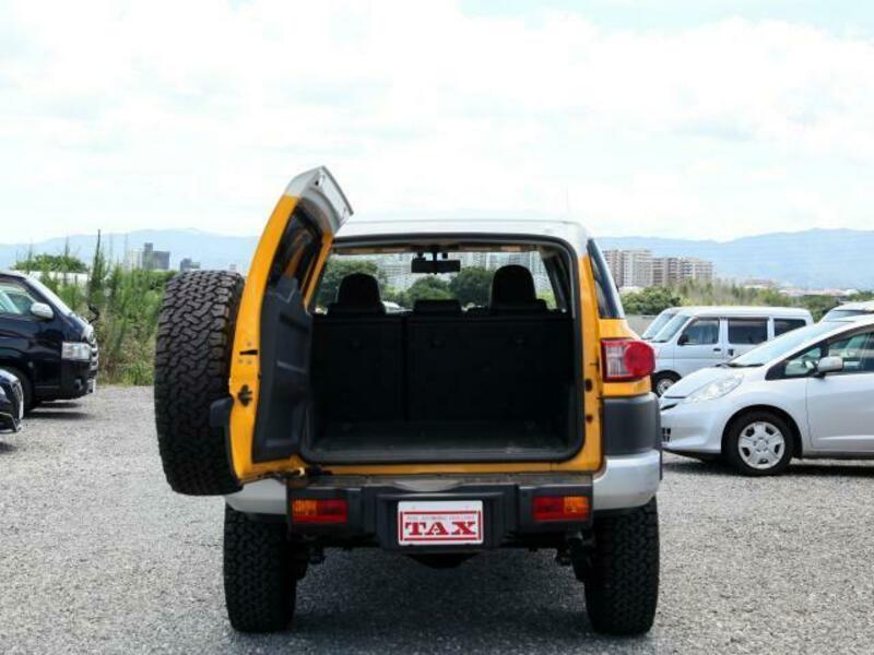 FJ CRUISER