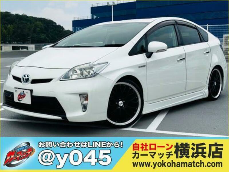 TOYOTA PRIUS