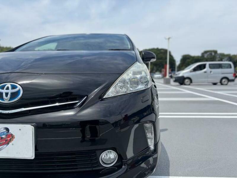 PRIUS ALPHA