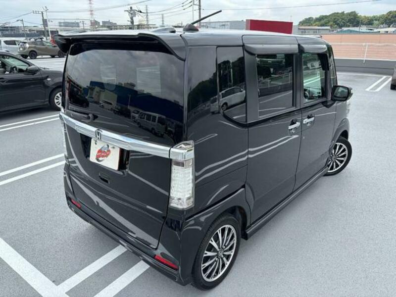 N BOX CUSTOM