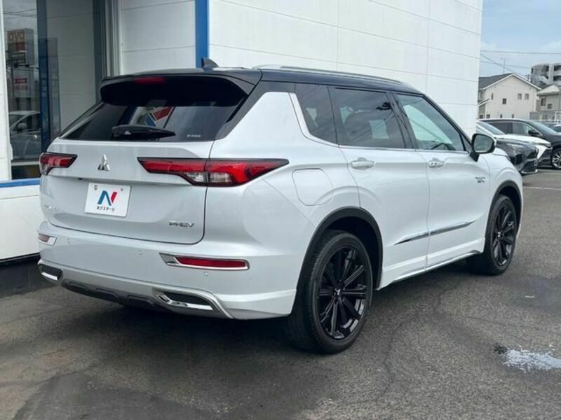 OUTLANDER PHEV