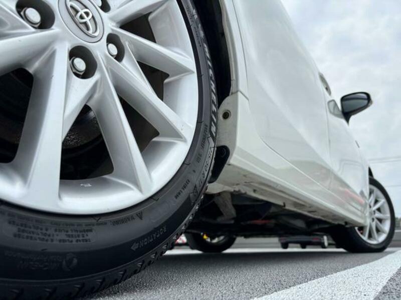 PRIUS ALPHA
