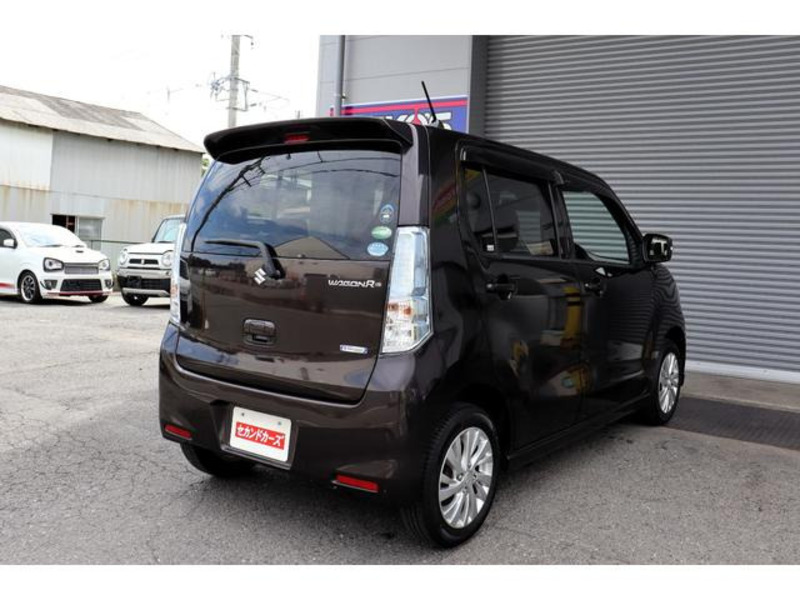 WAGON R