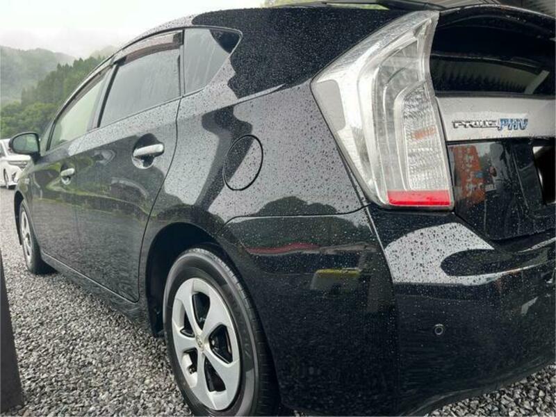 PRIUS PHV