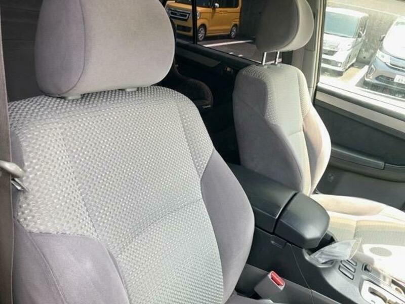 HILUX SURF