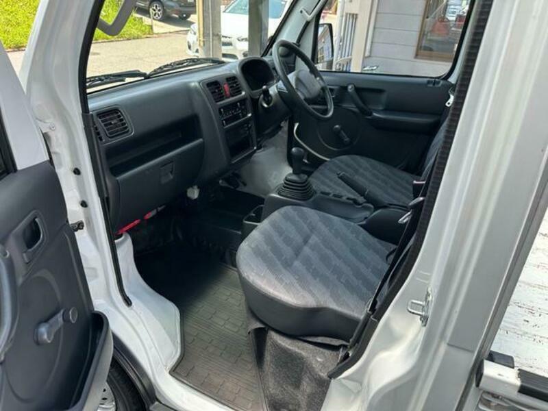 CARRY TRUCK