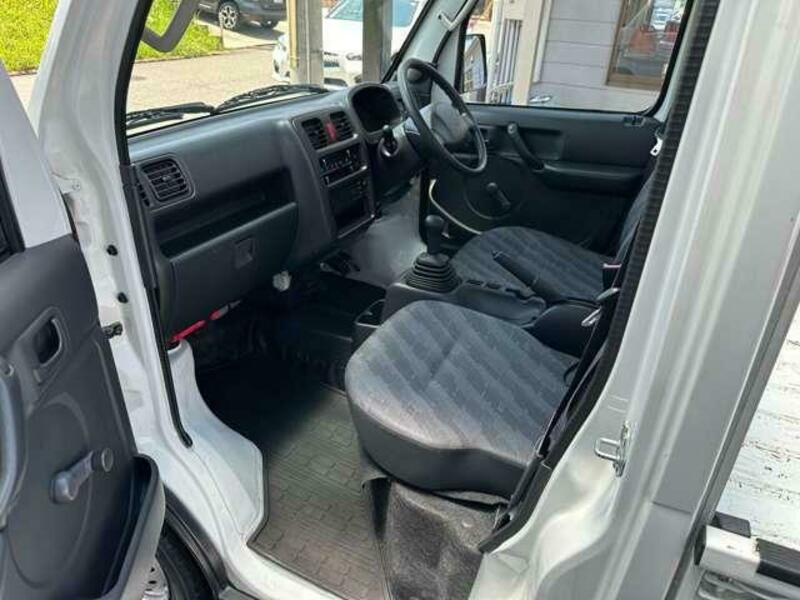 CARRY TRUCK
