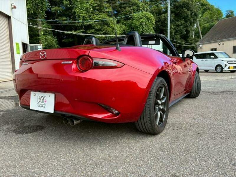 ROADSTER