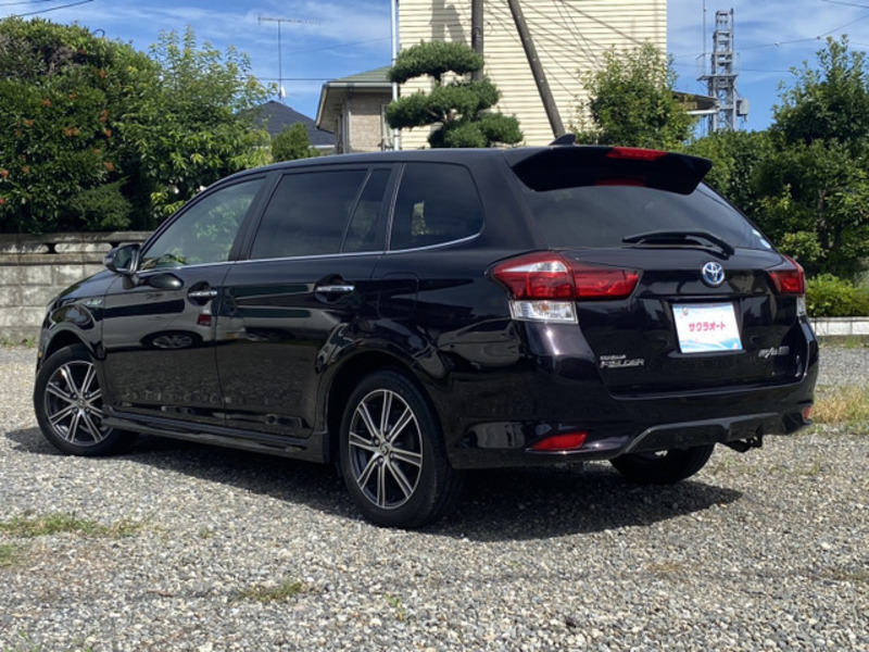 COROLLA FIELDER