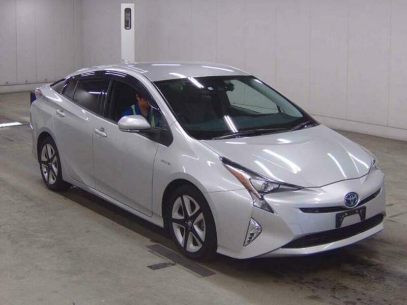 PRIUS-0