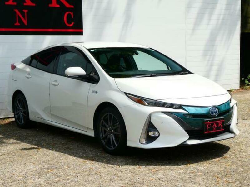 PRIUS PHV