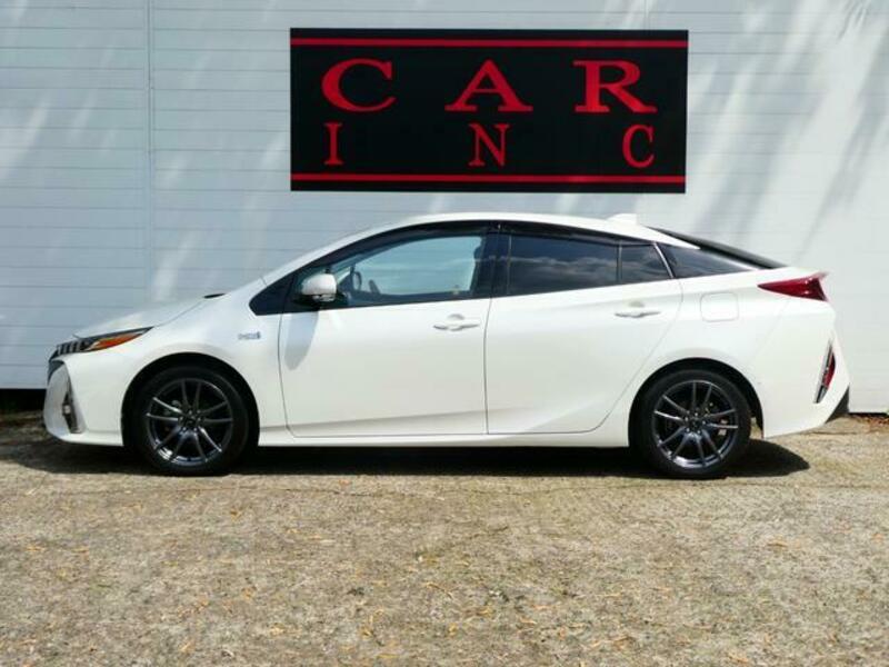 PRIUS PHV