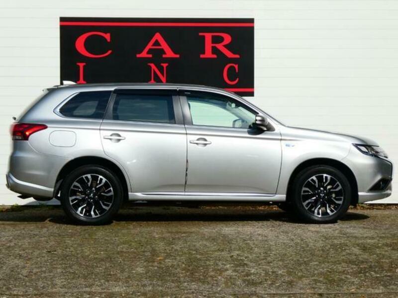OUTLANDER PHEV