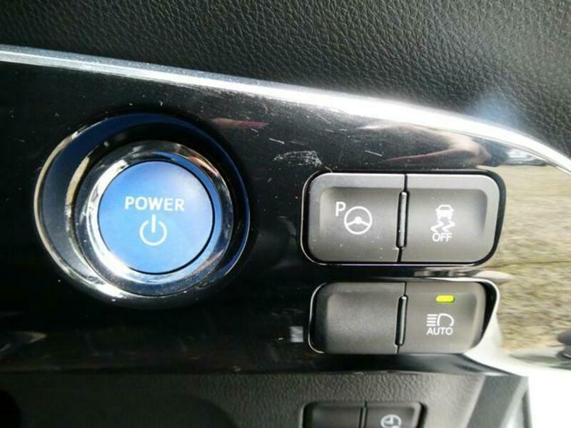 PRIUS PHV