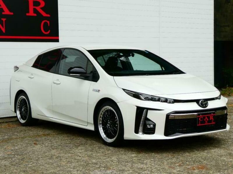 PRIUS PHV