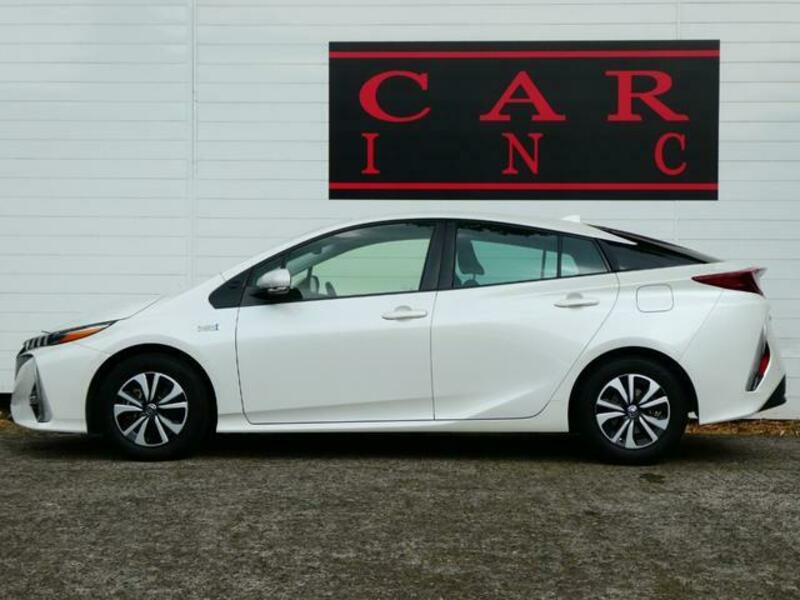PRIUS PHV