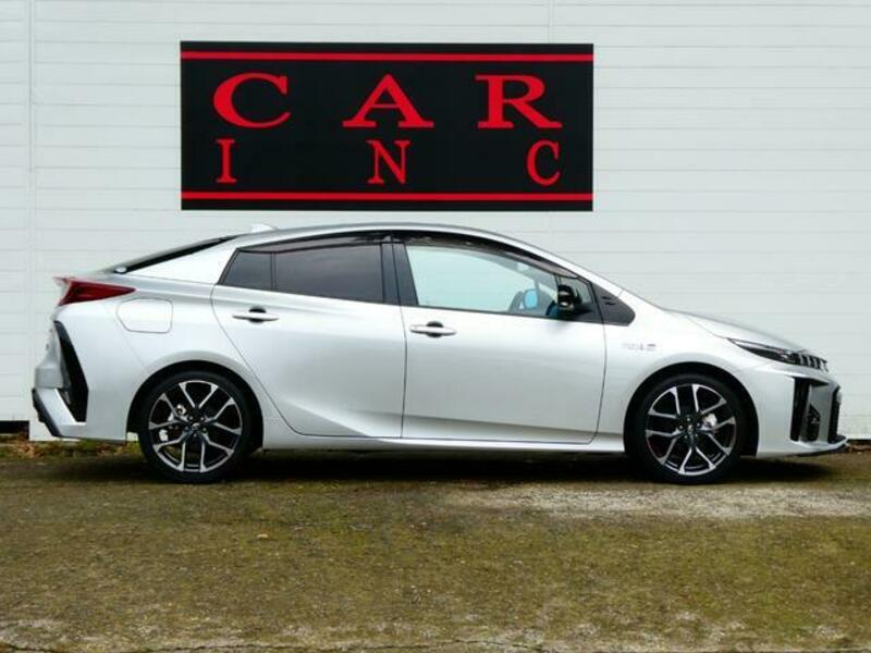 PRIUS PHV