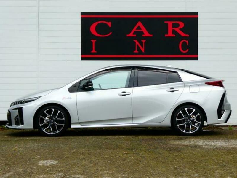 PRIUS PHV