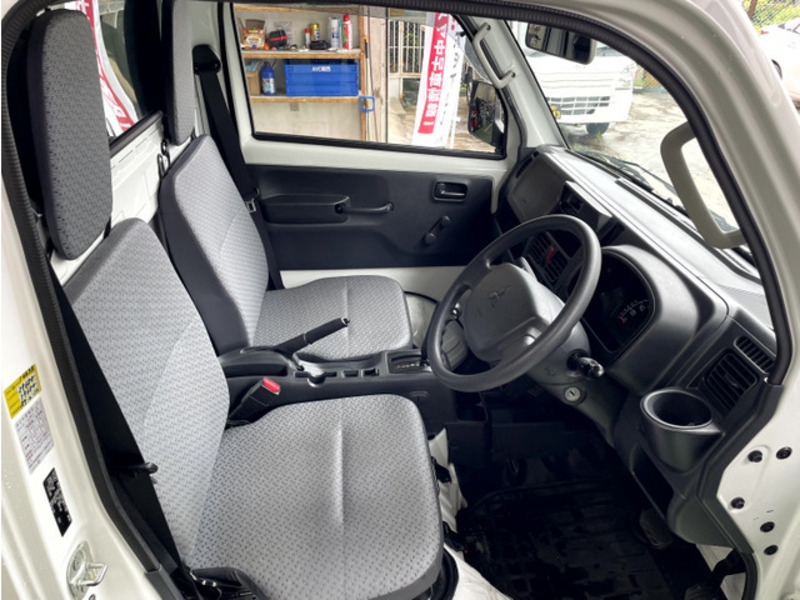 MINICAB TRUCK