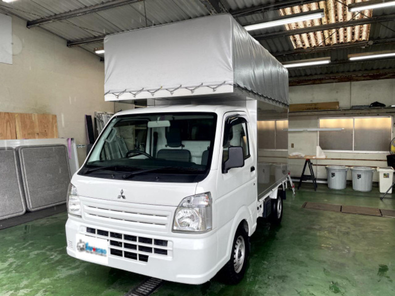 MINICAB TRUCK