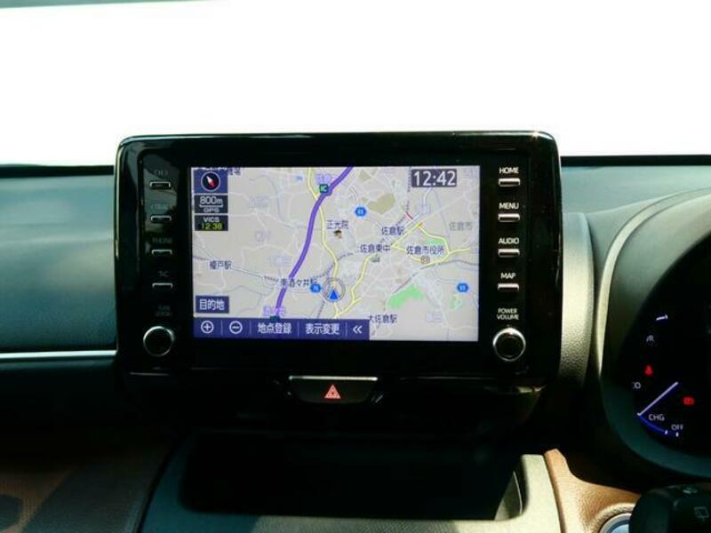 YARIS CROSS