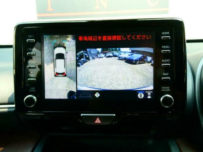 YARIS CROSS