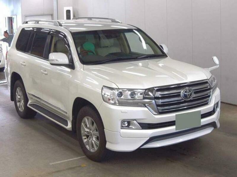 LAND CRUISER