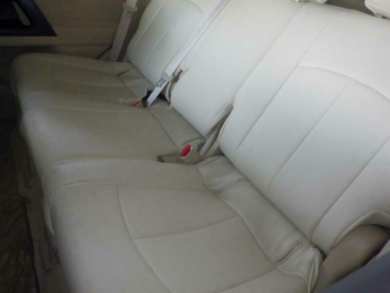LAND CRUISER
