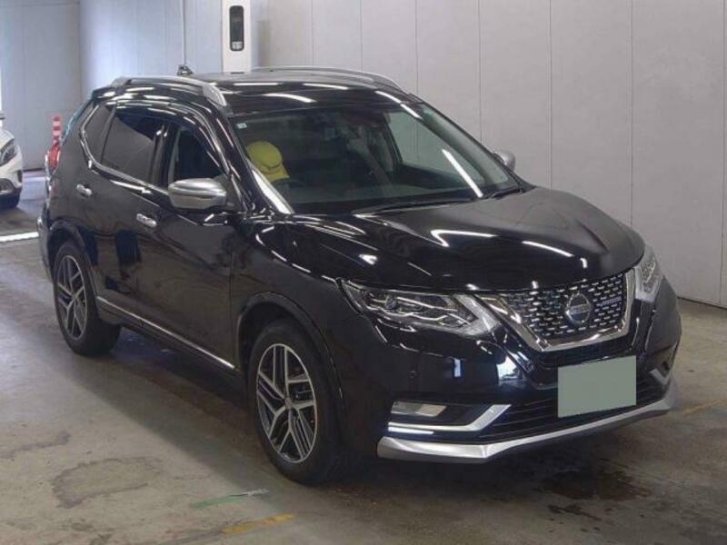 X-TRAIL