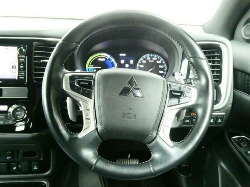 OUTLANDER PHEV