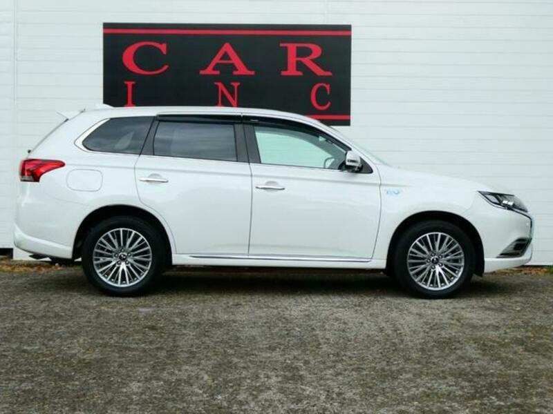 OUTLANDER PHEV