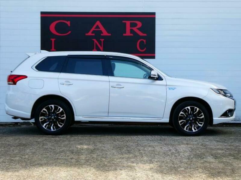 OUTLANDER PHEV