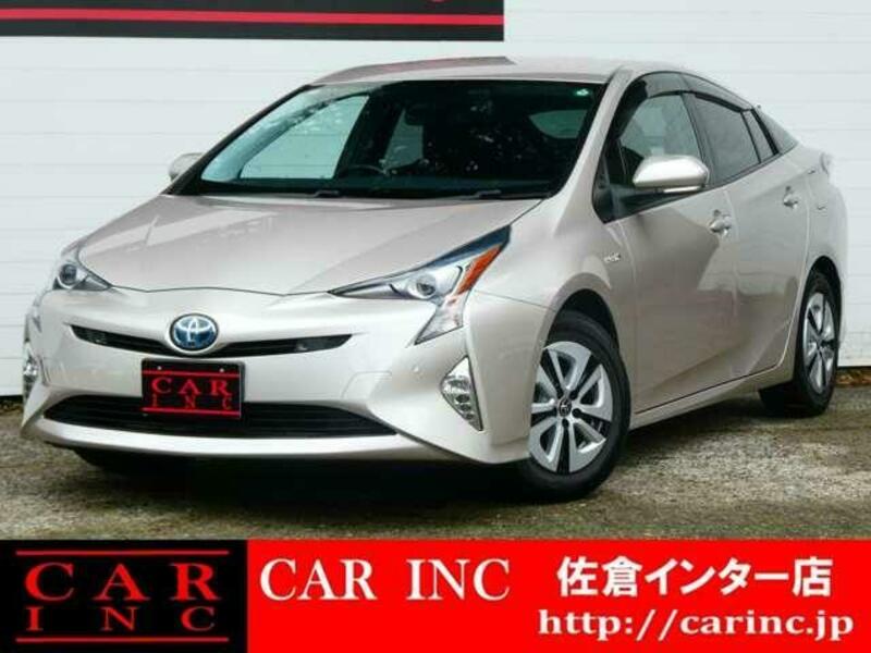 TOYOTA PRIUS