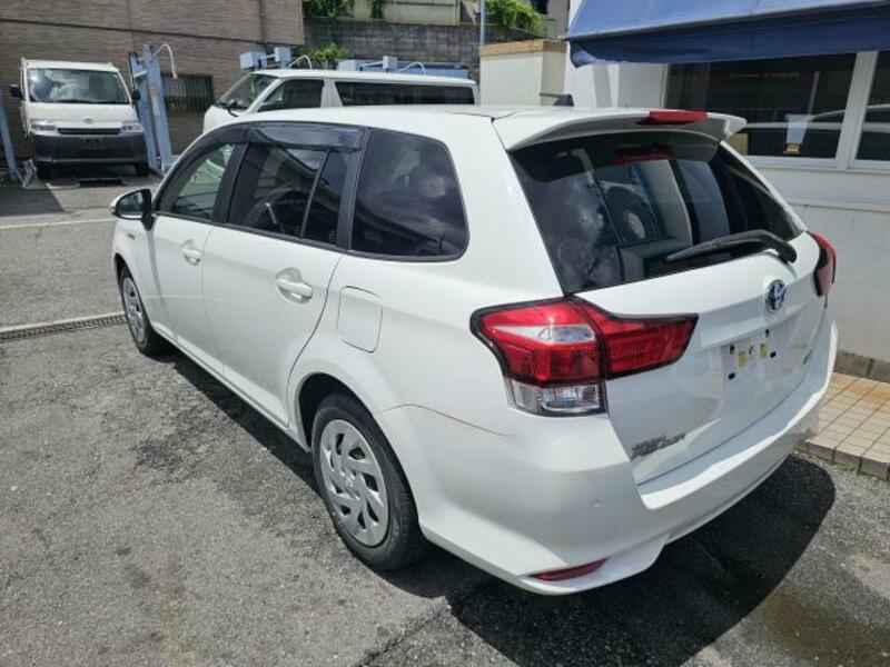 COROLLA FIELDER