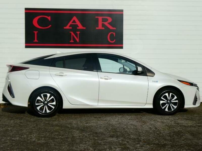 PRIUS PHV