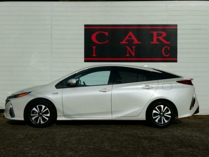 PRIUS PHV