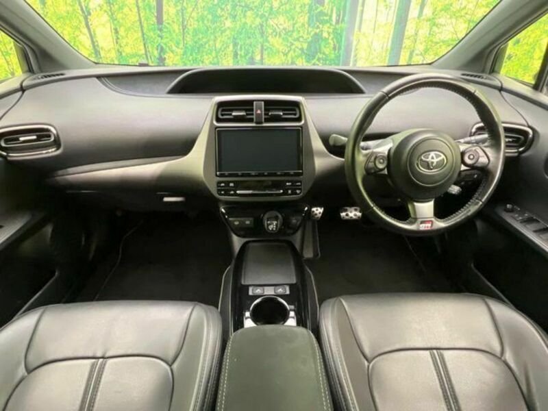 PRIUS PHV