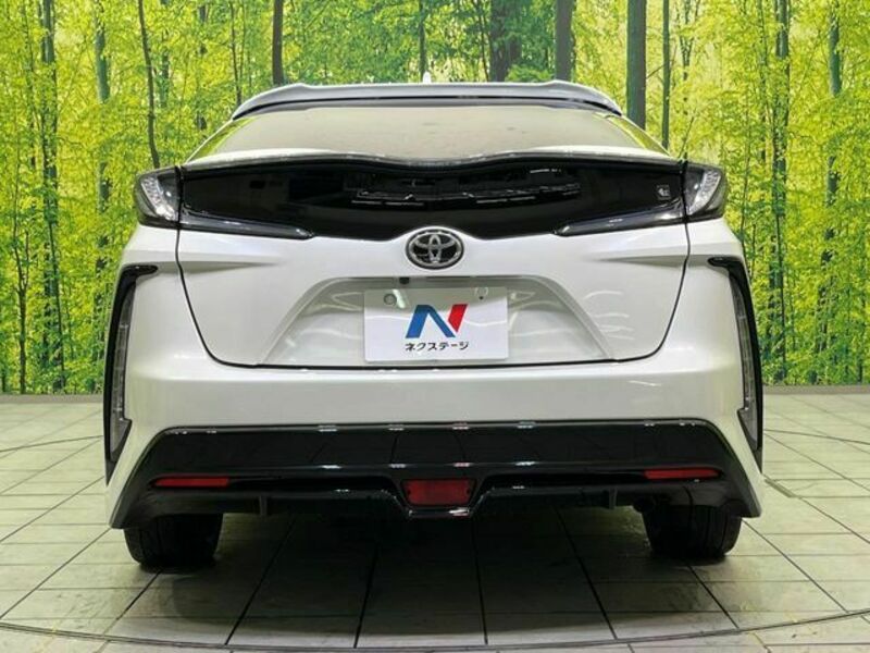PRIUS PHV