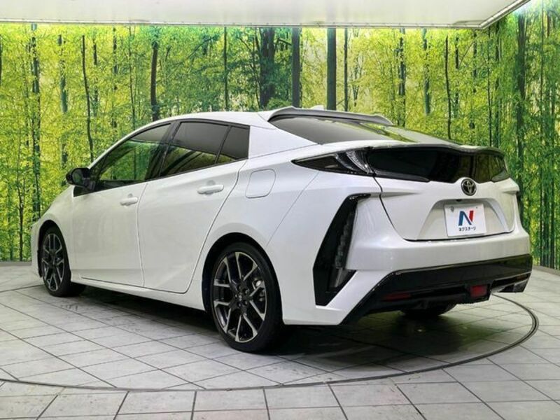 PRIUS PHV
