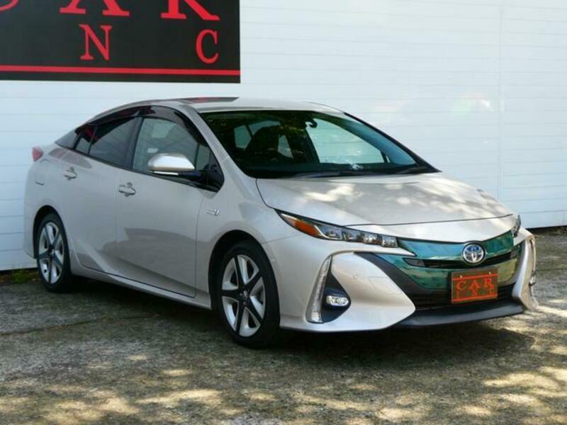 PRIUS PHV