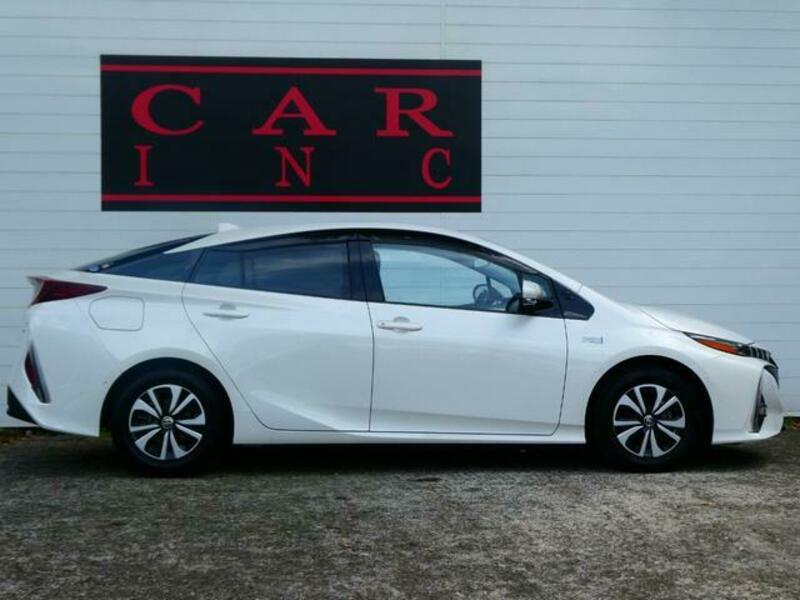 PRIUS PHV