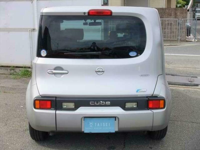 CUBE
