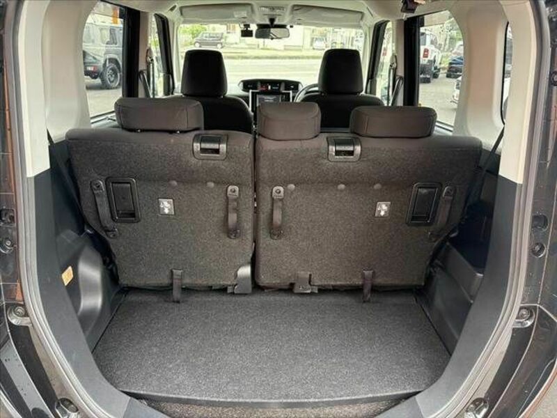 ROOMY
