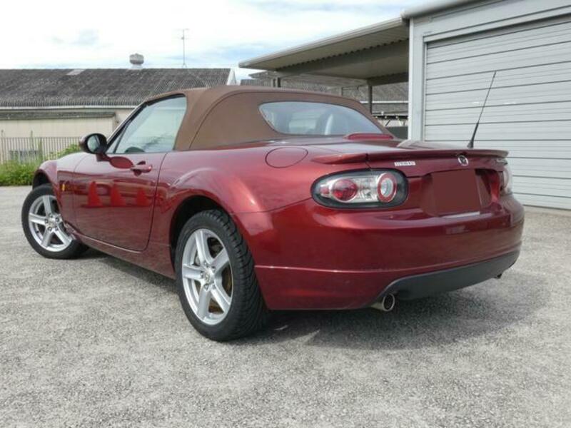 ROADSTER