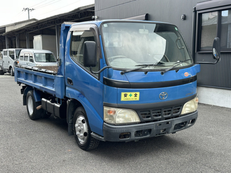 TOYOTA DYNA